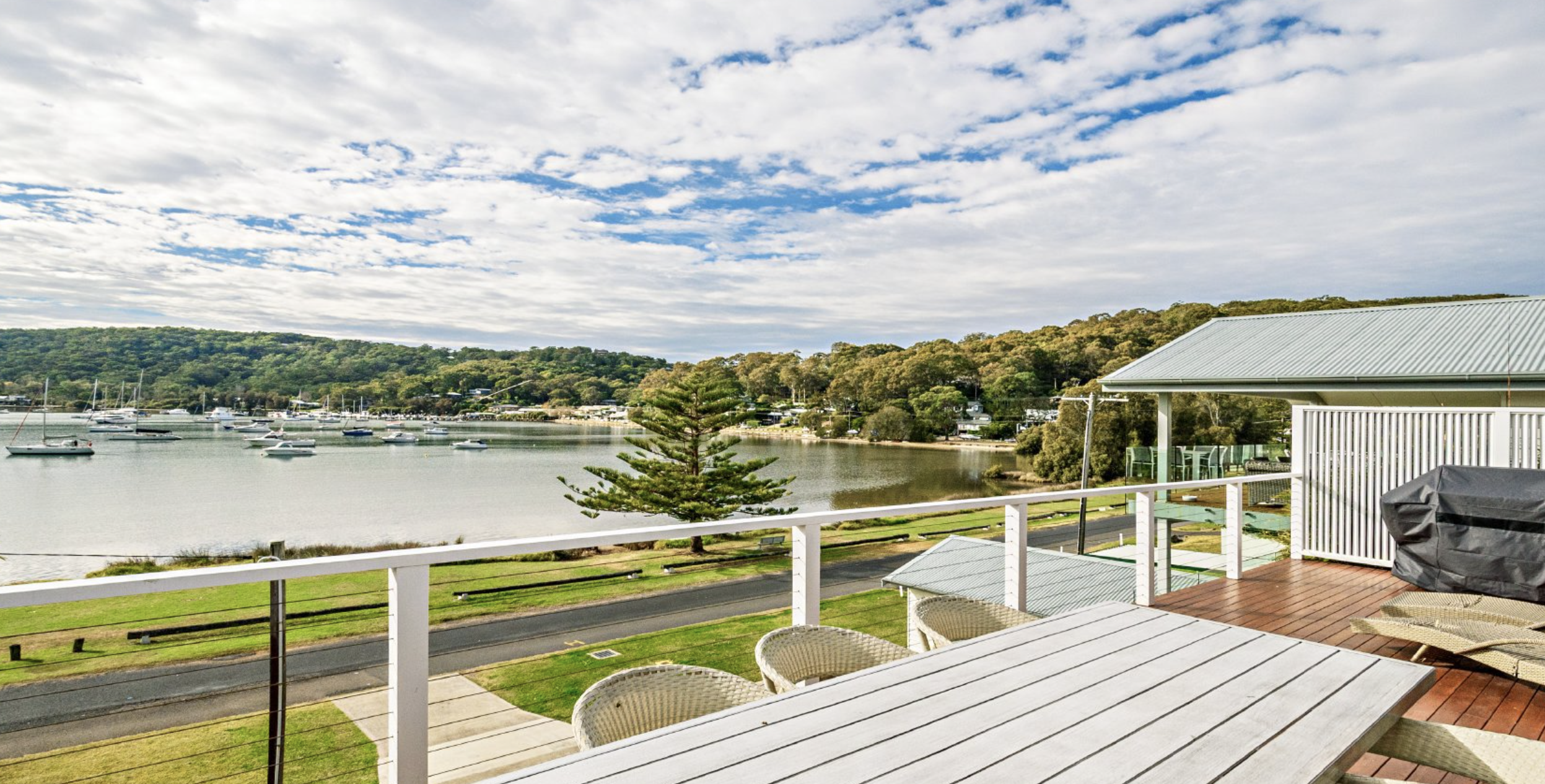 Classic Cottage on the Bay Killcare